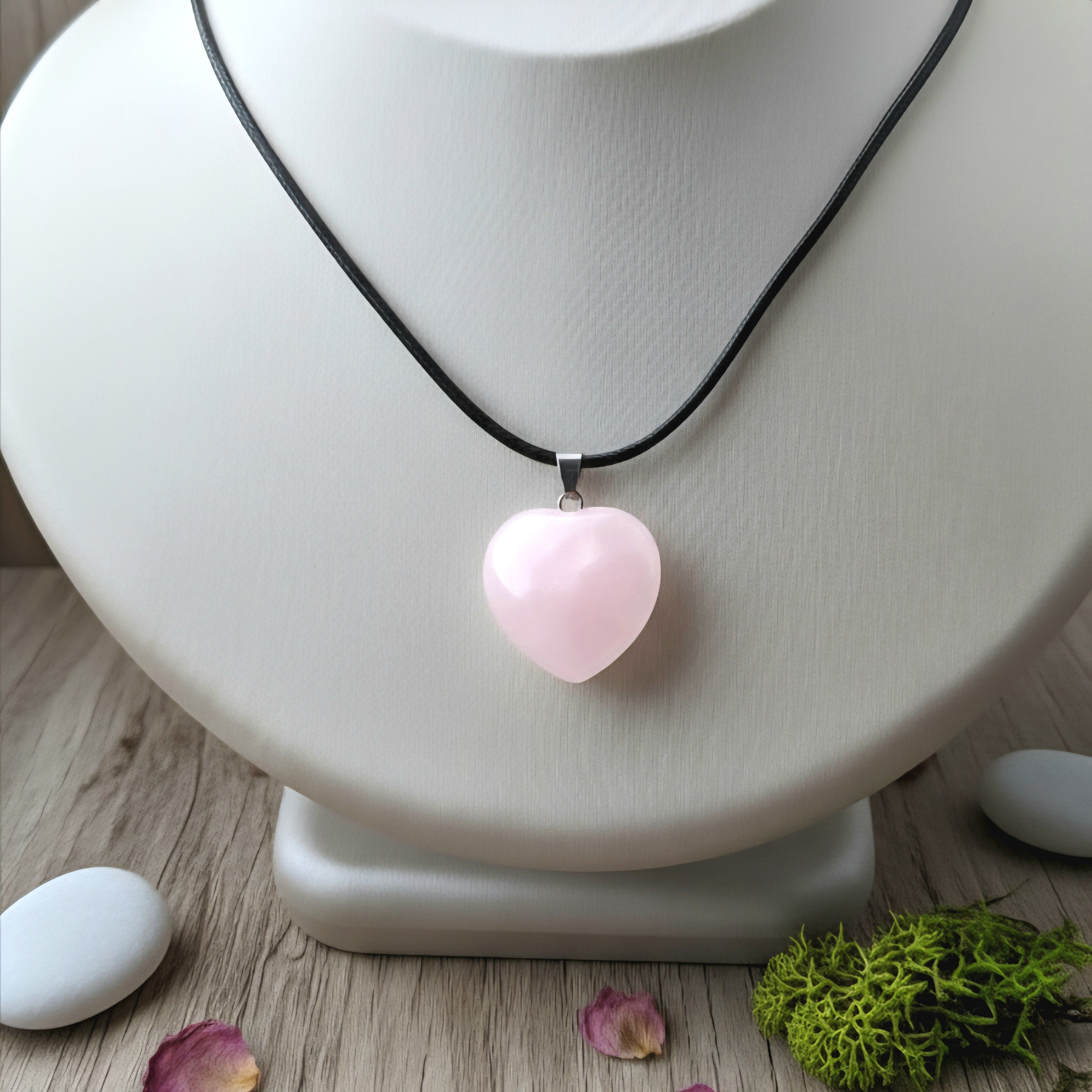 Rosenquarzherz Anhänger mit Kunstlederband