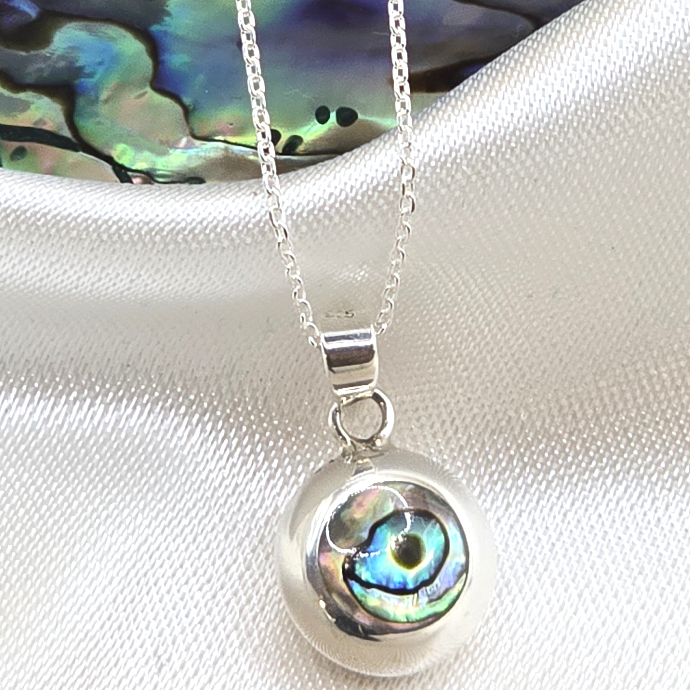 Damen Set Anhänger + Ohrringe rund