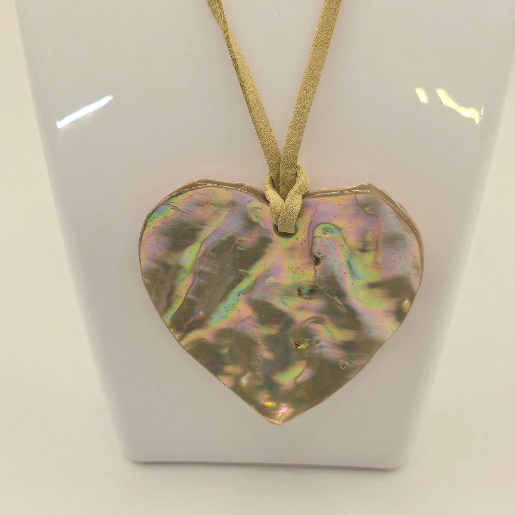 Abalone-Perlmutt-Form an Stoffband - Herz