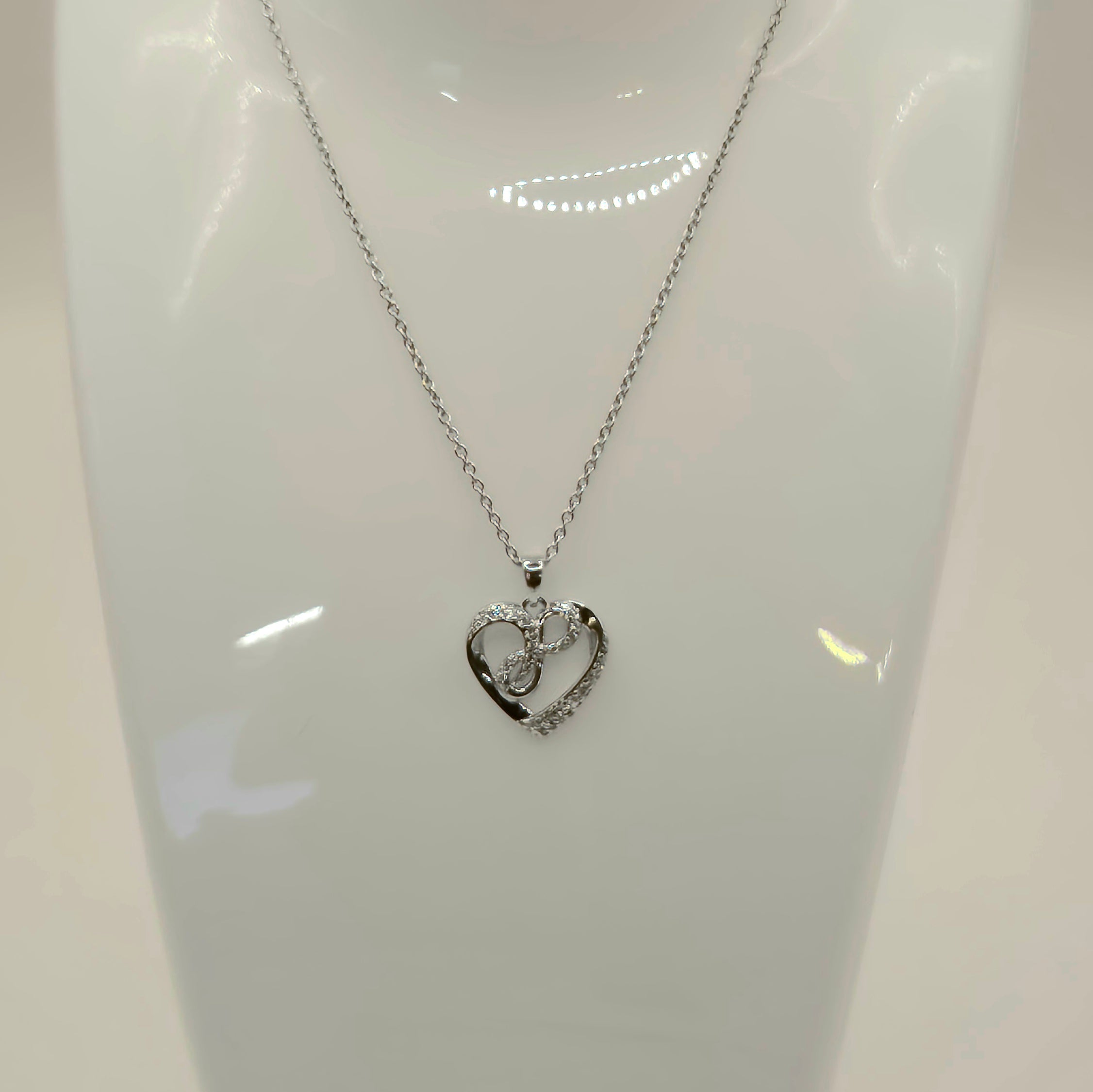 Damen Anhänger Herz-Infinity mit Zirkoniasteinen