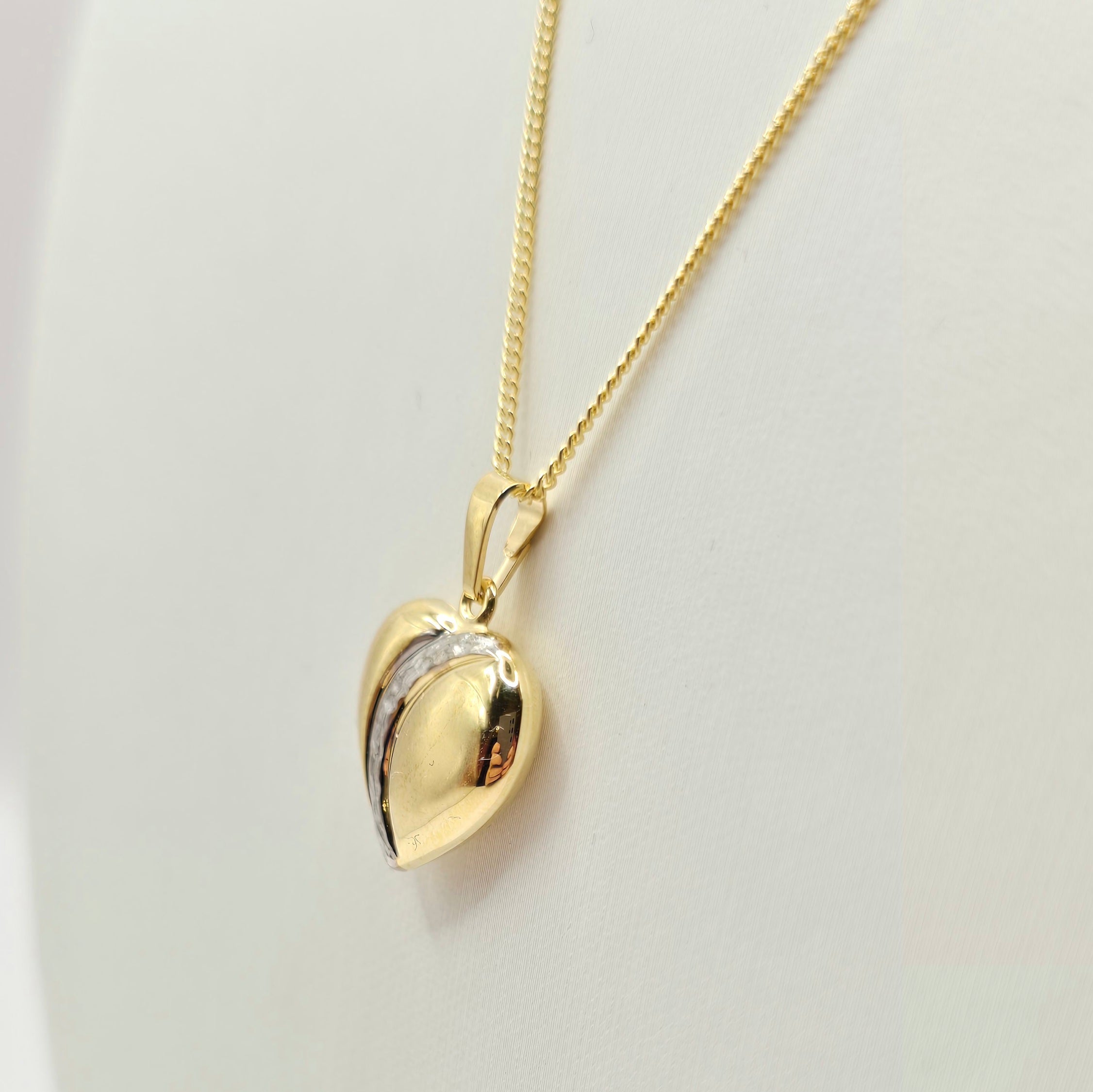 Damen Kette Herz  / Cuore d'Oro / 333er Gold / Feminines Gold