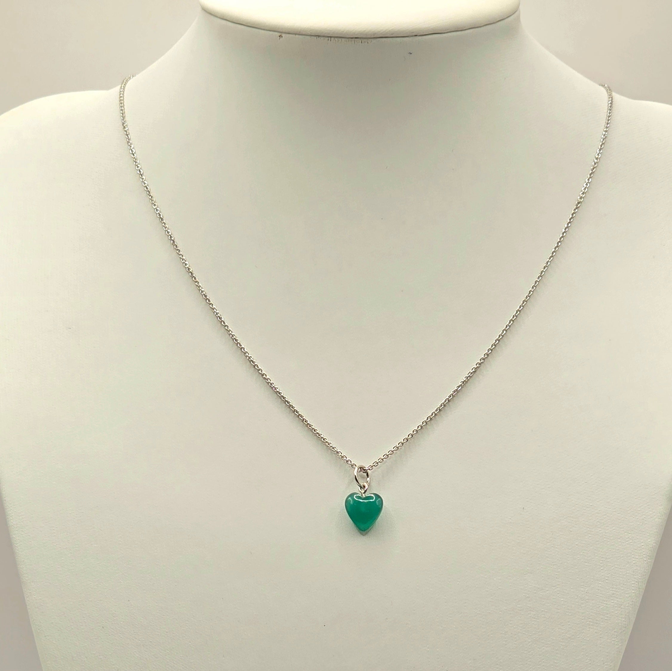 Damen Kette mit Herzanhänger / 925er Silber / Chalzedon / edel feminin