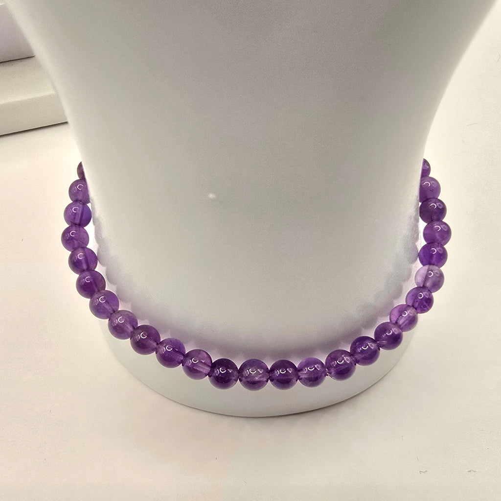 Damen Armband / Violetta Delicata / Amethyst 4 mm Kugeln