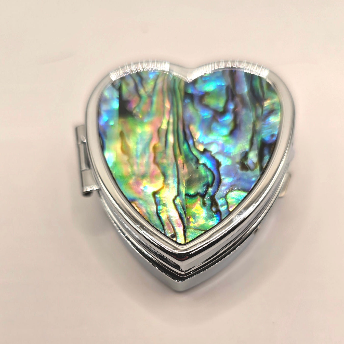 Pillendose in Herzform mit Abalone
