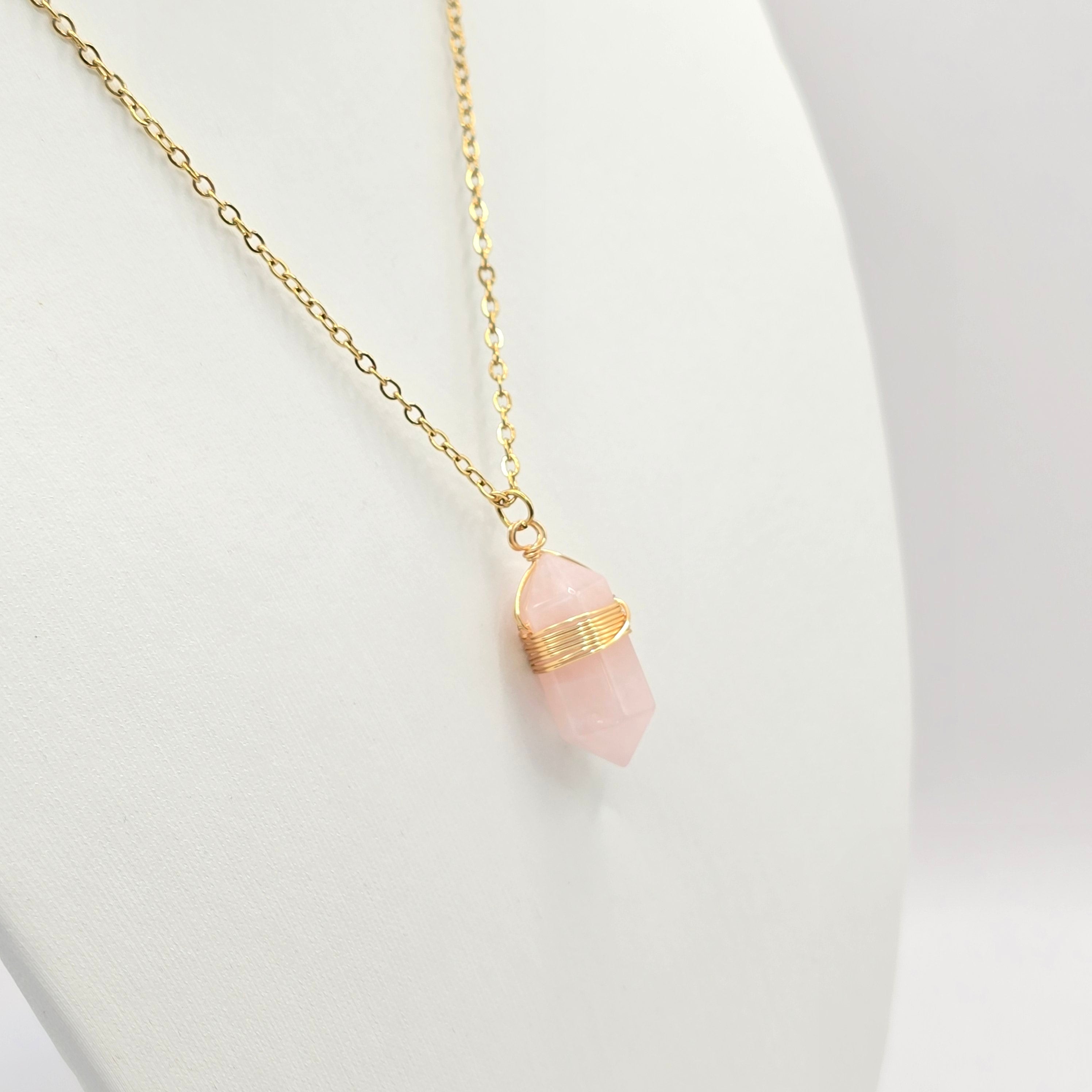 Damen Kette mit Anhänger / Boho Piccolo Cristallo / Edelstahl / Rosenquarz / edel feminin