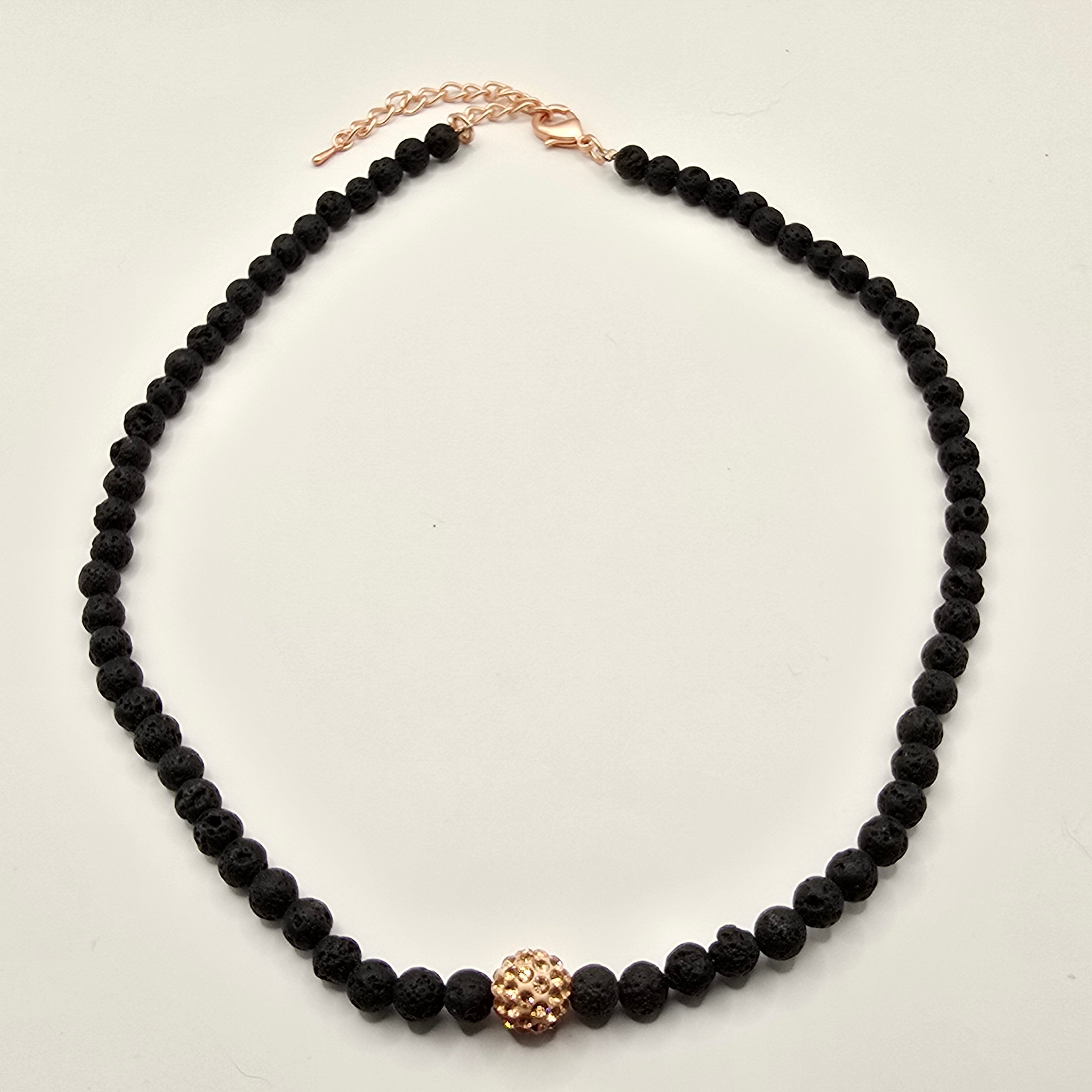 Damen Collier / Terra Nera / Edelstahl rosévergoldet / Lavaperlen / Edel + feminin