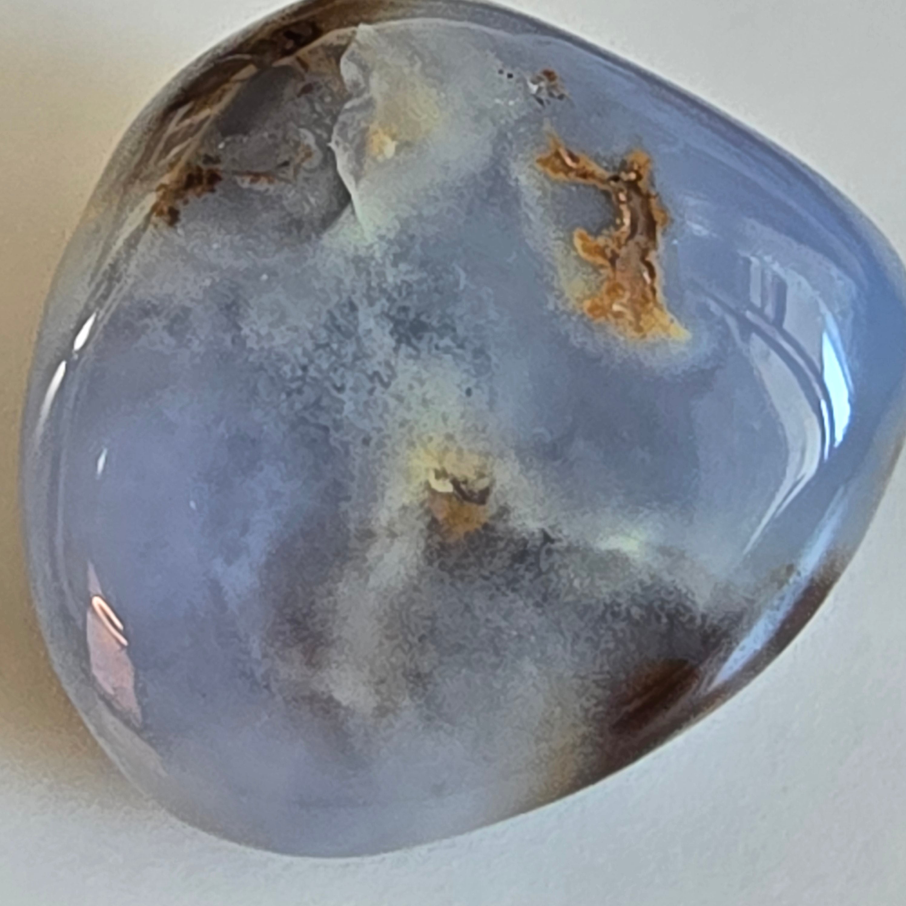 Blauer Chalcedon - Stein auf Matrix No. 2