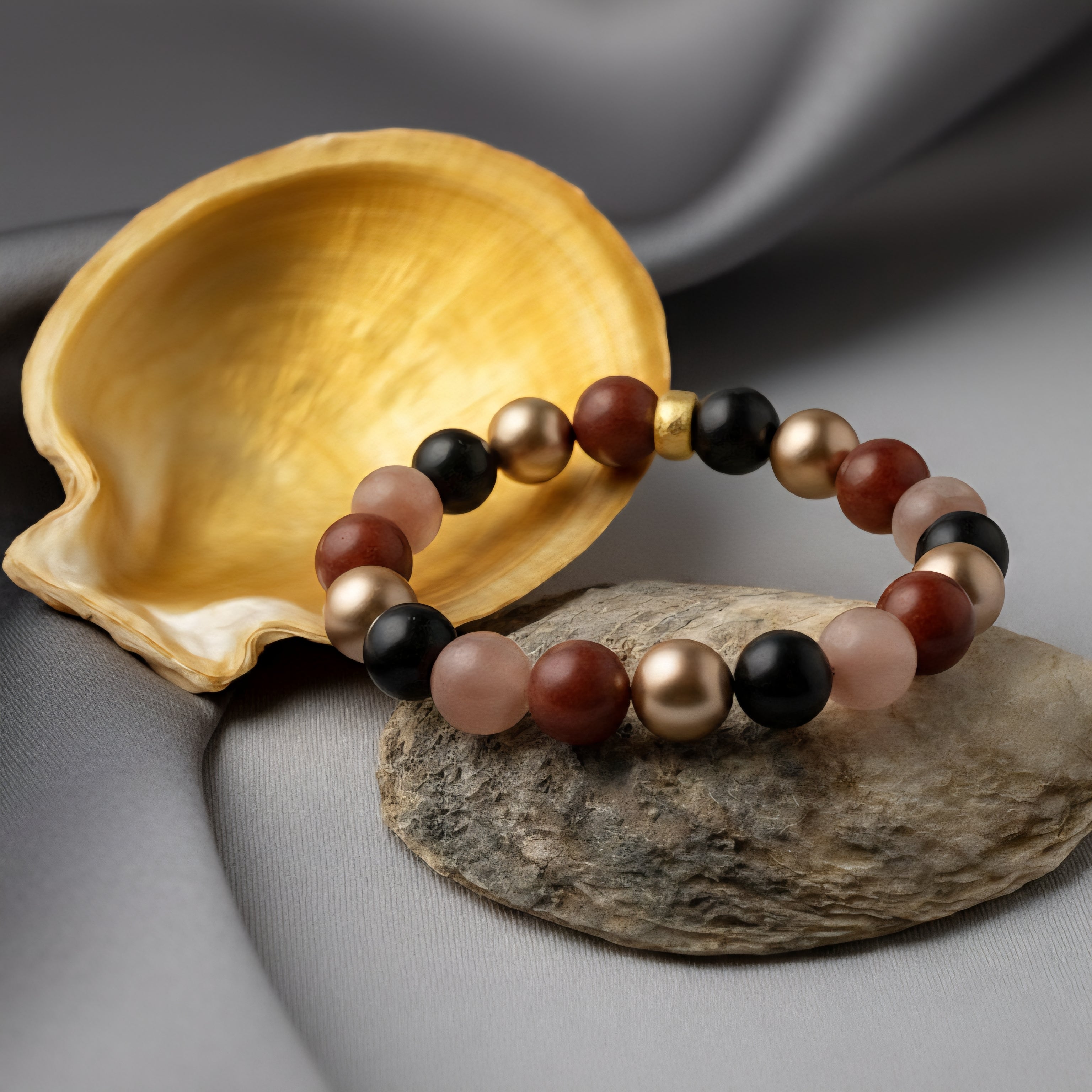 Damen Armband Edelstein Sonnenstein, Perlmutt Gold Karneol Heide Heinzendorff by DAVUTa