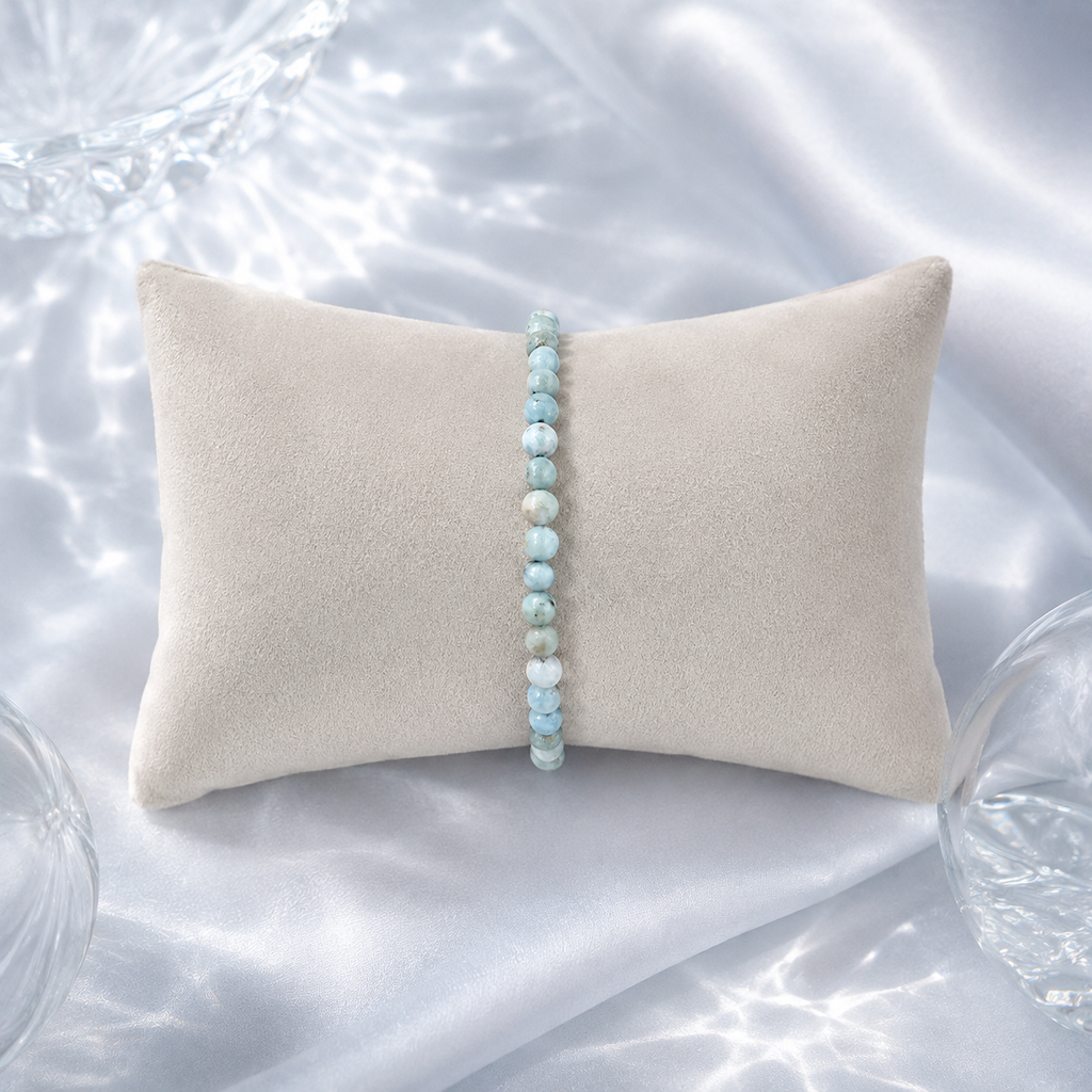 Damen Armband Elastisch Larimar 4 mm Kugeln am Kissen by DAVUTA