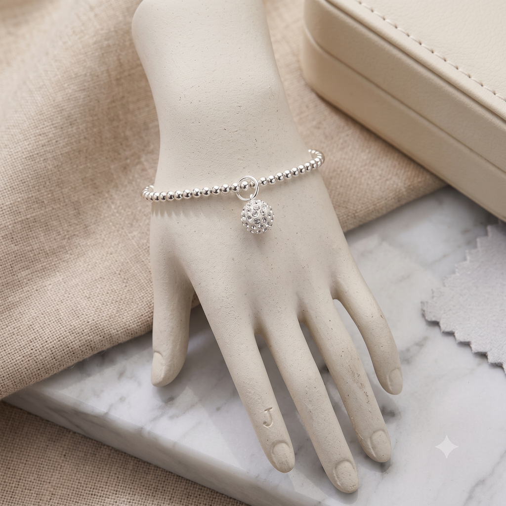 Damen Armband Elastisch Silberperlen mit Zirkonia Pavekugel an Handbüste by DAVUTA