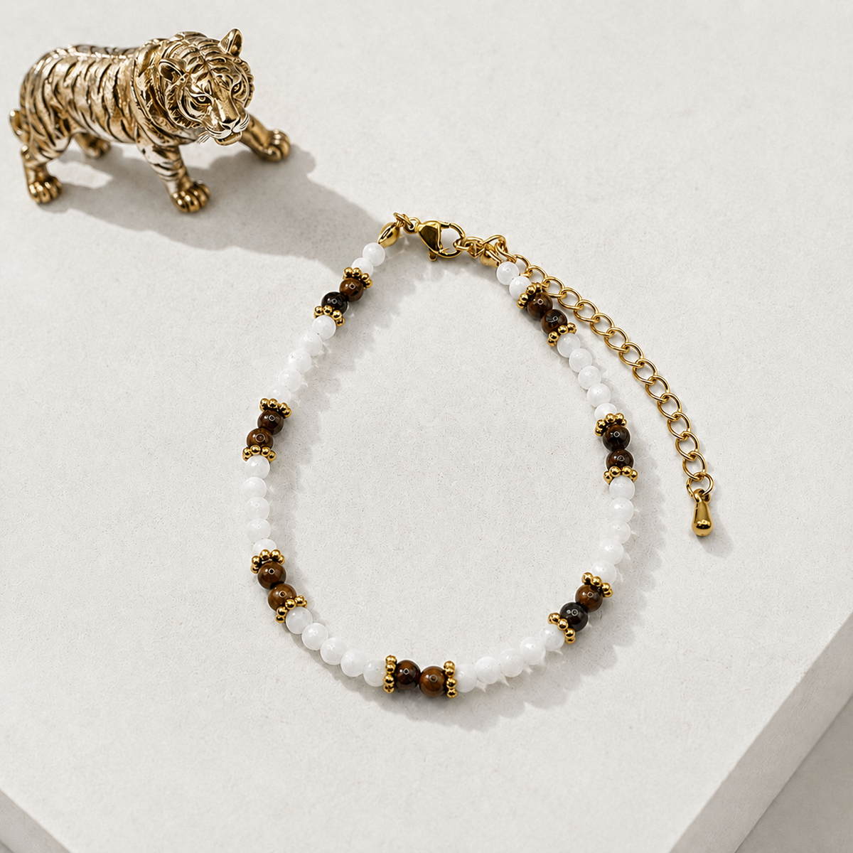 Damen Armband Tigerauge Perlmutt Edelstahl golden DAVUTA