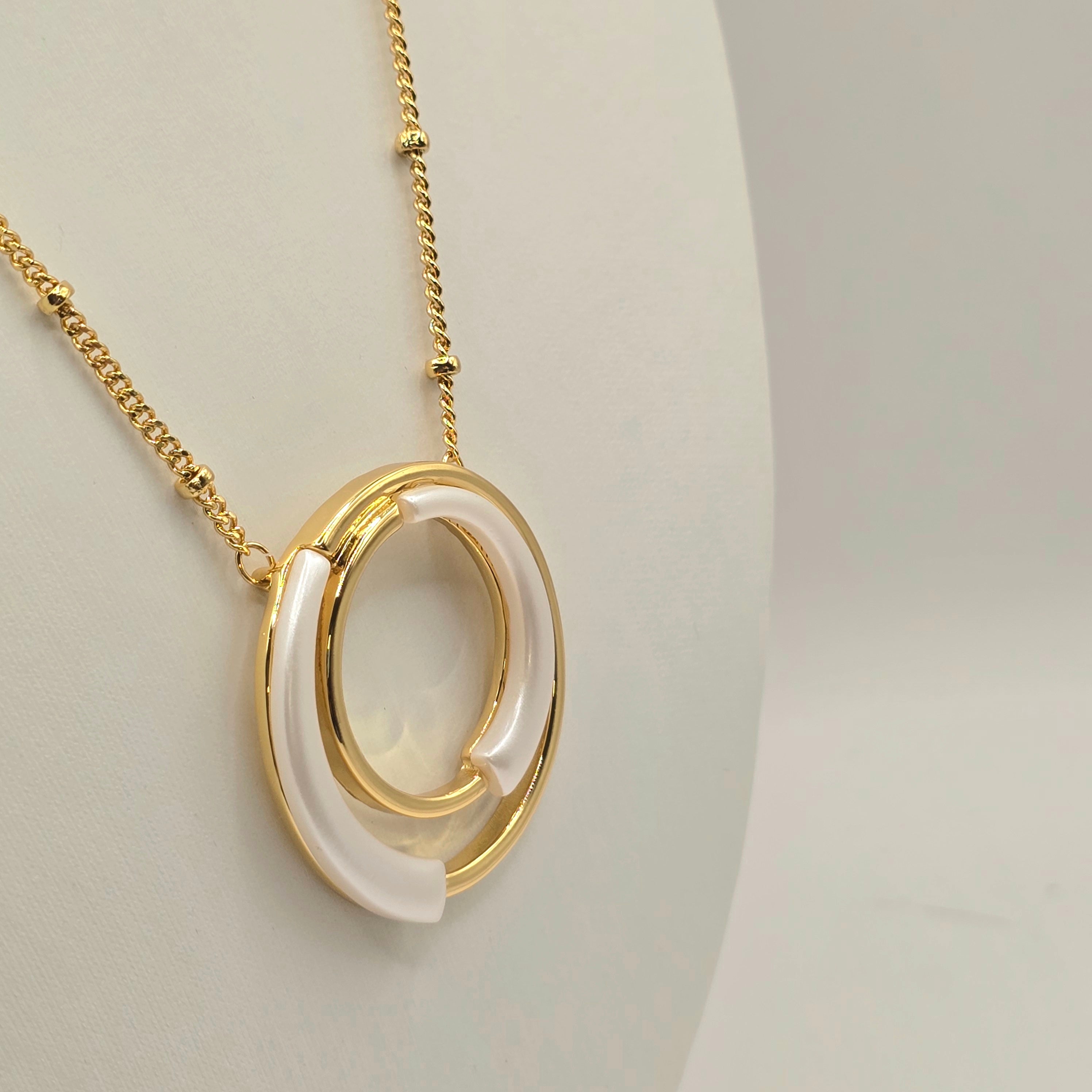 Damen Collier Kreis mit Kugelkette Messing vergoldet seitlich
