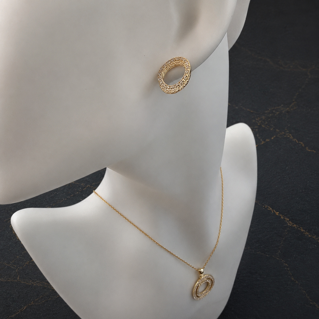 Damen Kette 4fach Kreis Gold Zirkonia an Büste by DAVUTA
