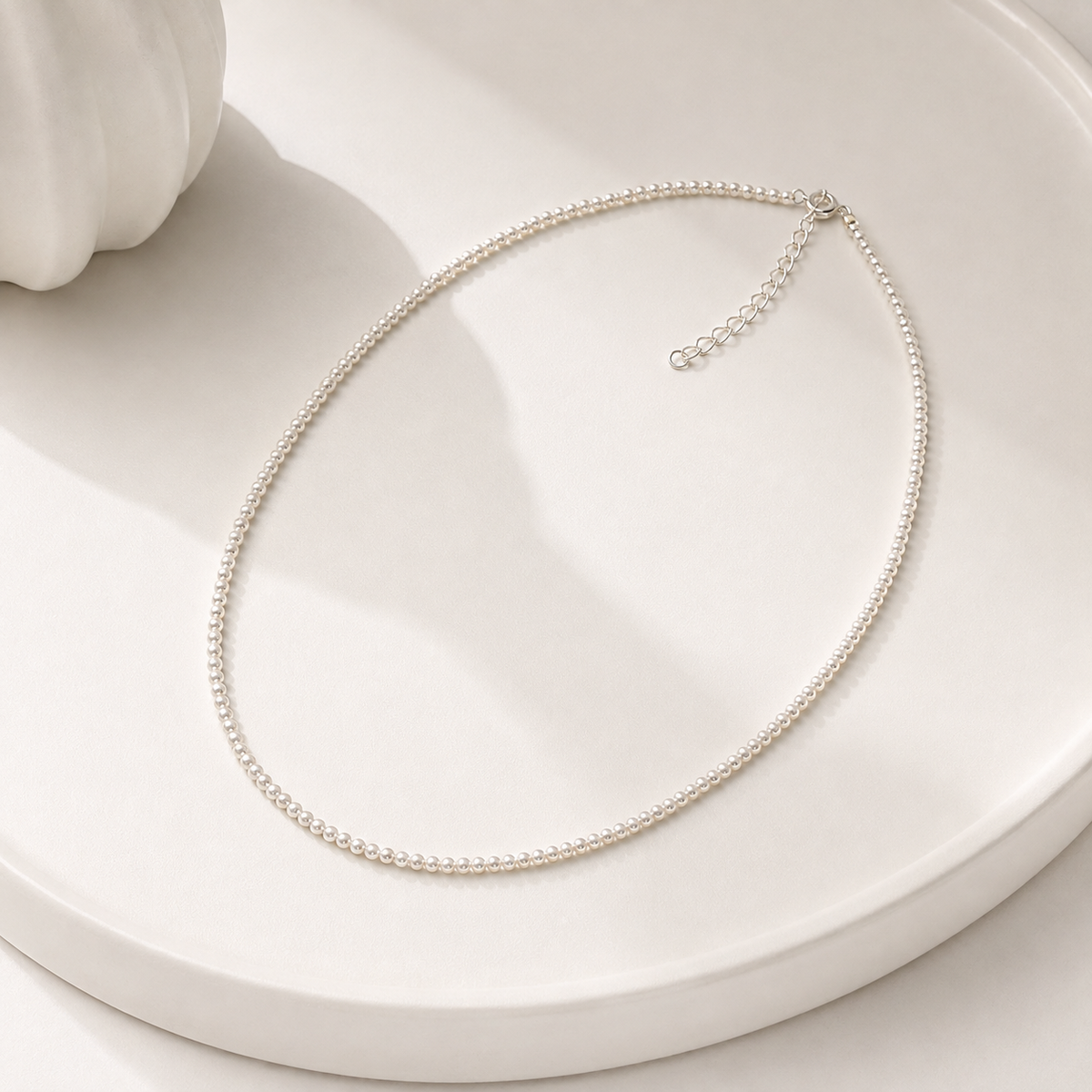 Damen Kette Collier Choker Silber Süßwasserperle DAVUTA liegend