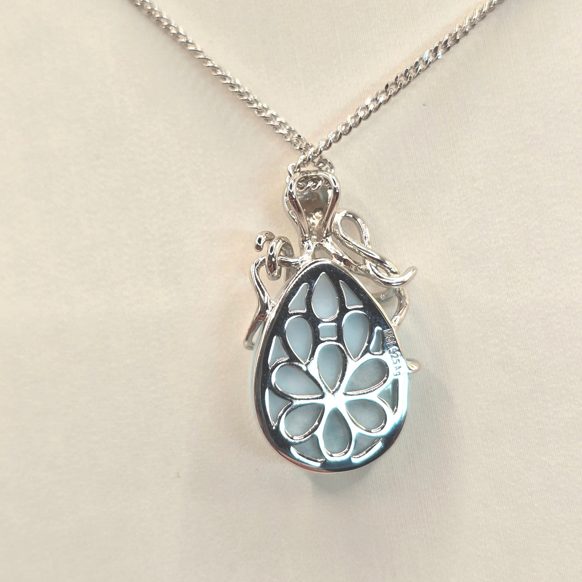 Damen Kette Oktopus mit Larimar Silber Rückseite by DAVUTA