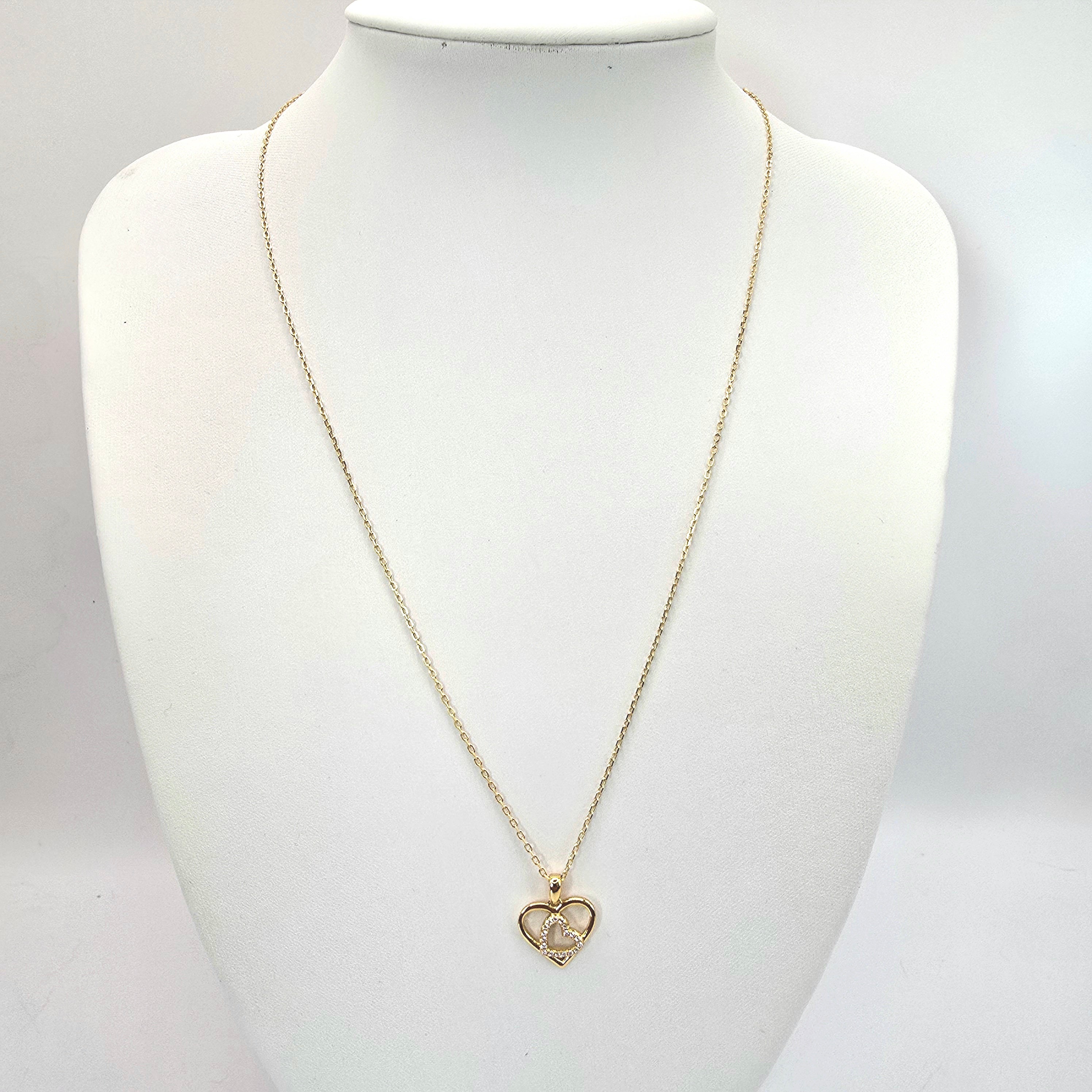 Damen_Kette_aus_Set_an_Büste 2 By DAVUTA