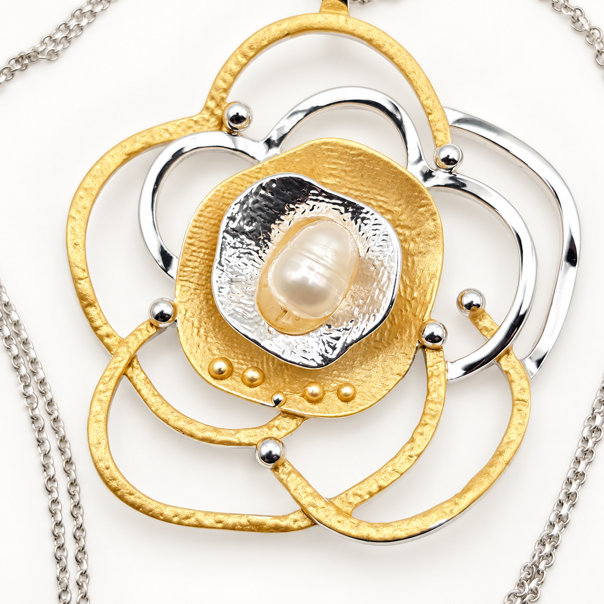 Damen Kette mit Anhänger Blume DAVUTA Blume Detail