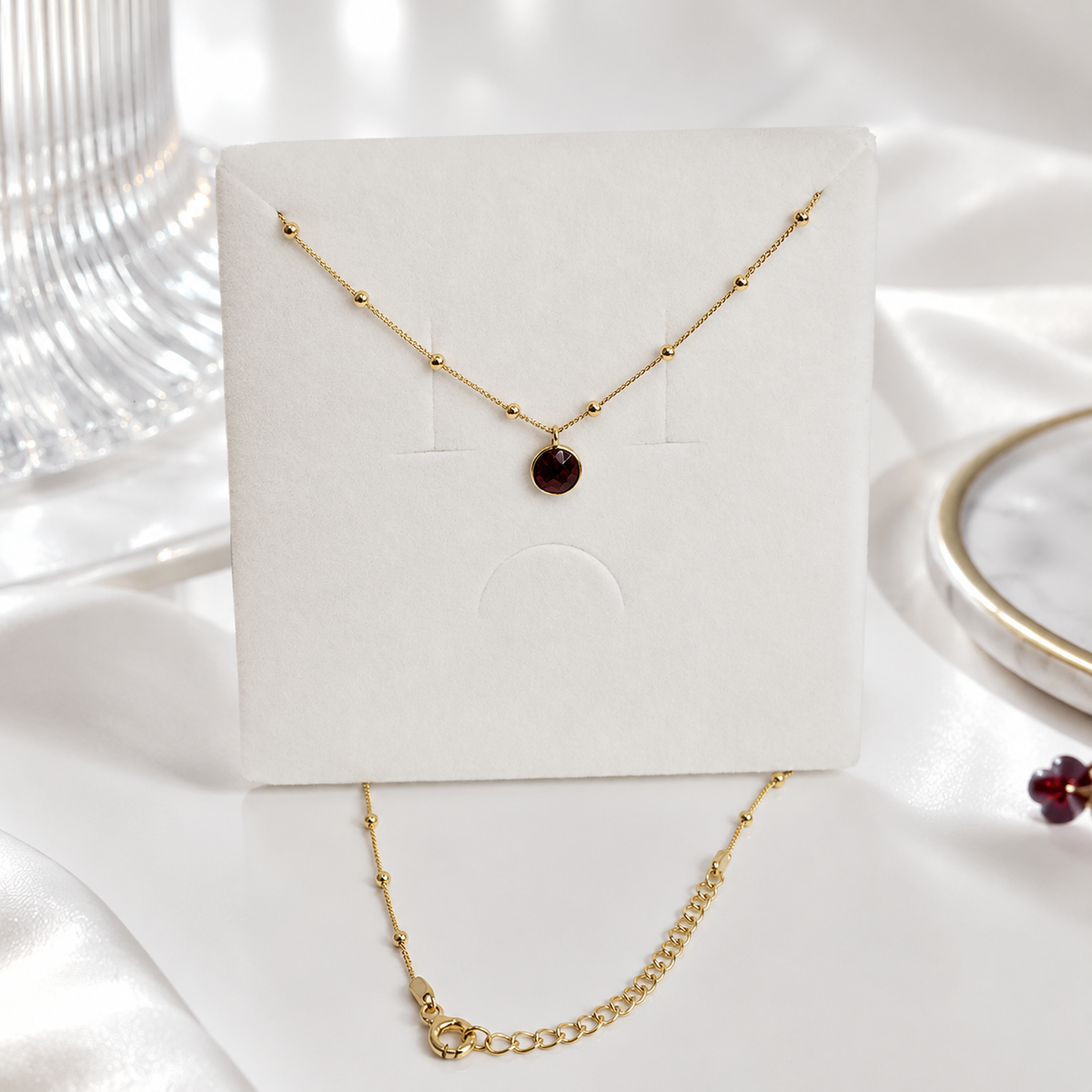 Damen Kette mit Anhänger rund Granat Silber vergoldet by DAVUTA