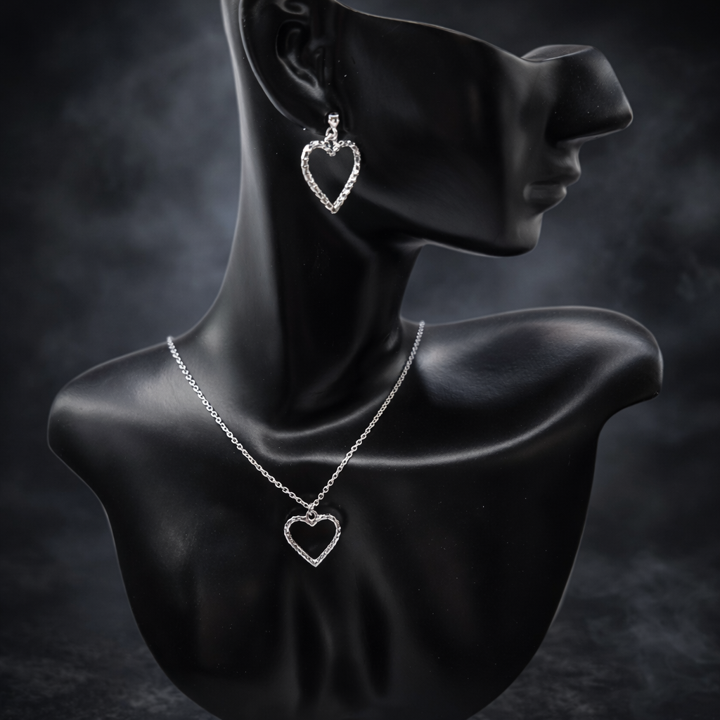 Damen Schmuckset Kette mit Herzanhänger und Ohrringe in Silber by DAVUTA