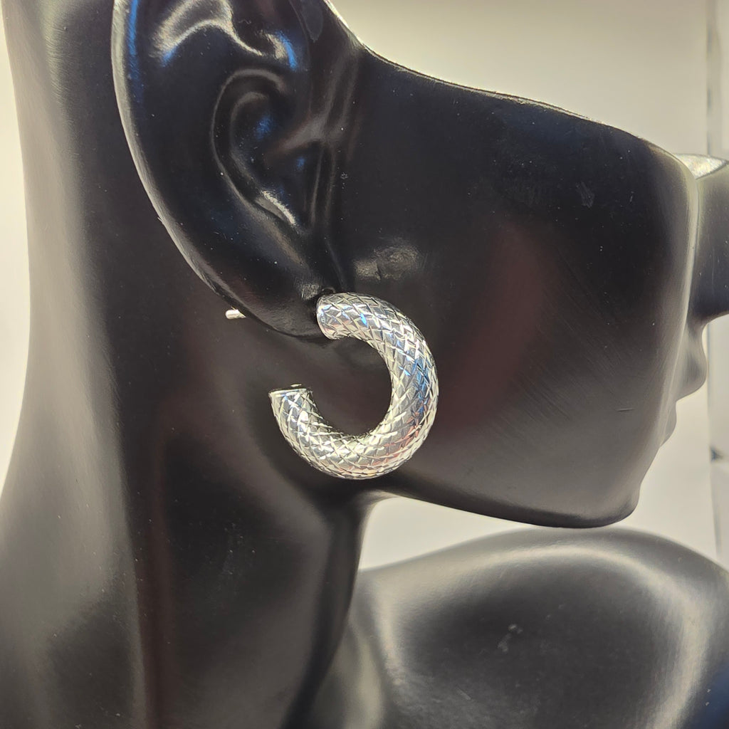 Damen Ohrring Creole 925er Silber Schlangenoptik an Büste by DAVUTA
