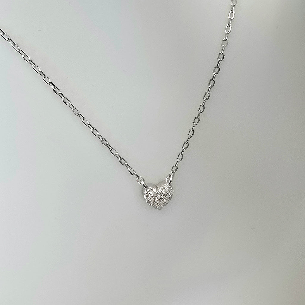 Damen Schmuckset Miniherz Silber Zirkonia Almanor Collier an Büste bei DAVUTA