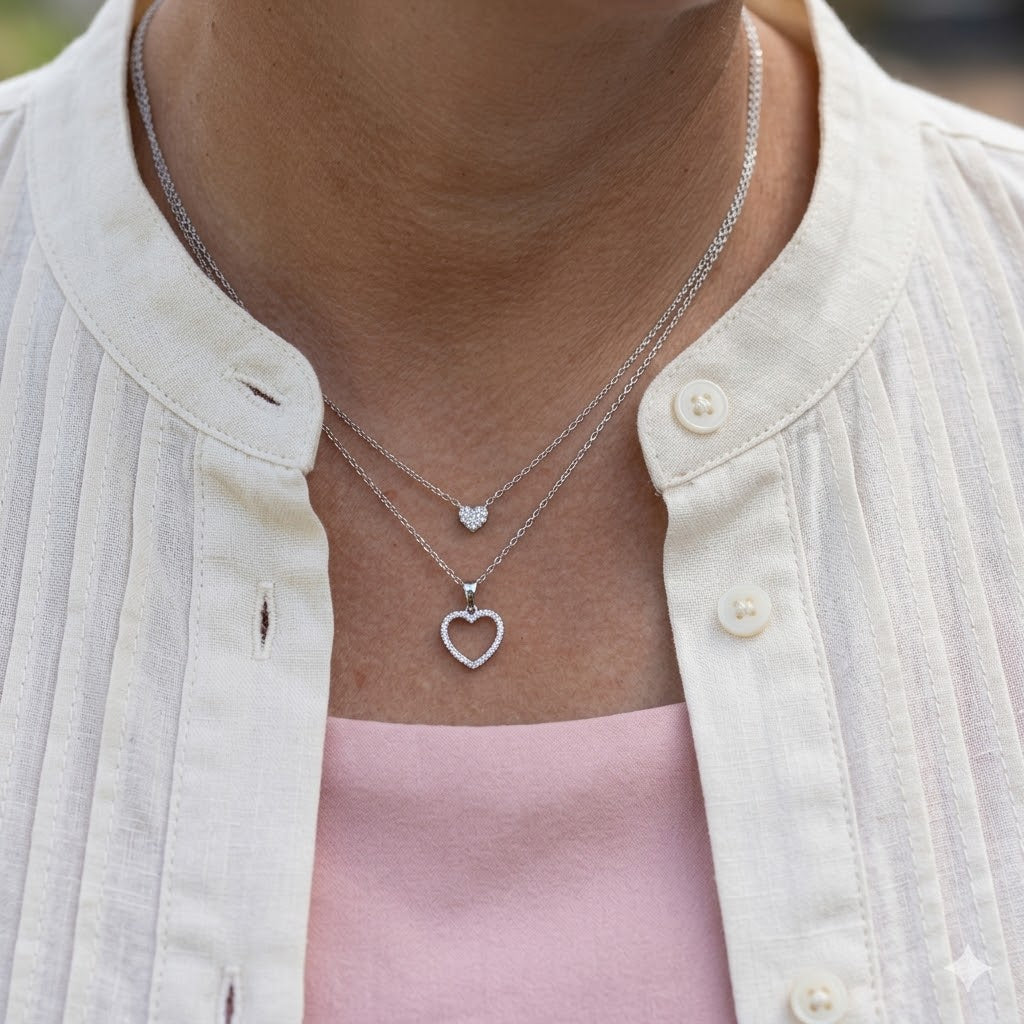 Damen Schmuckset Miniherz Silber Zirkonia Almanor mit Tragebeispiel by DAVUTA