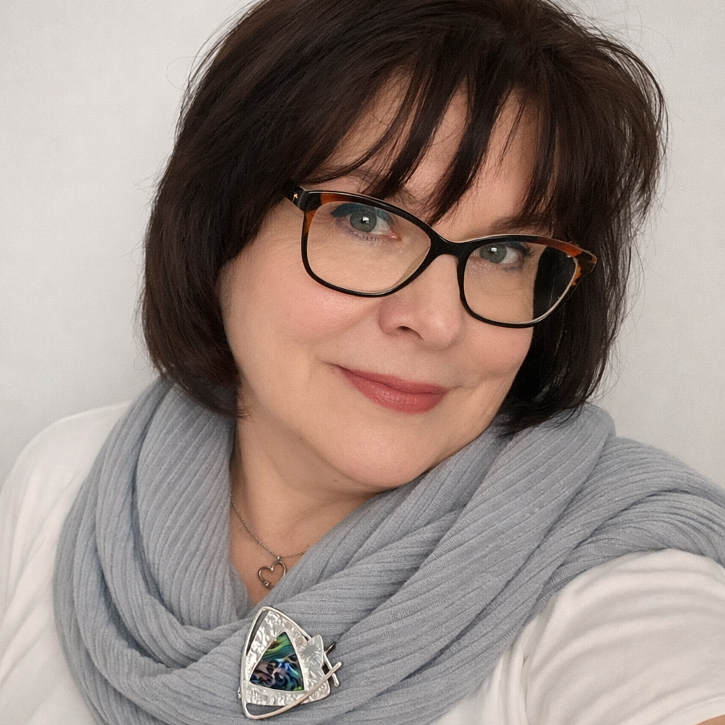 Magnetbrosche Schal Abalone Dreieck versilbert DAVUTA