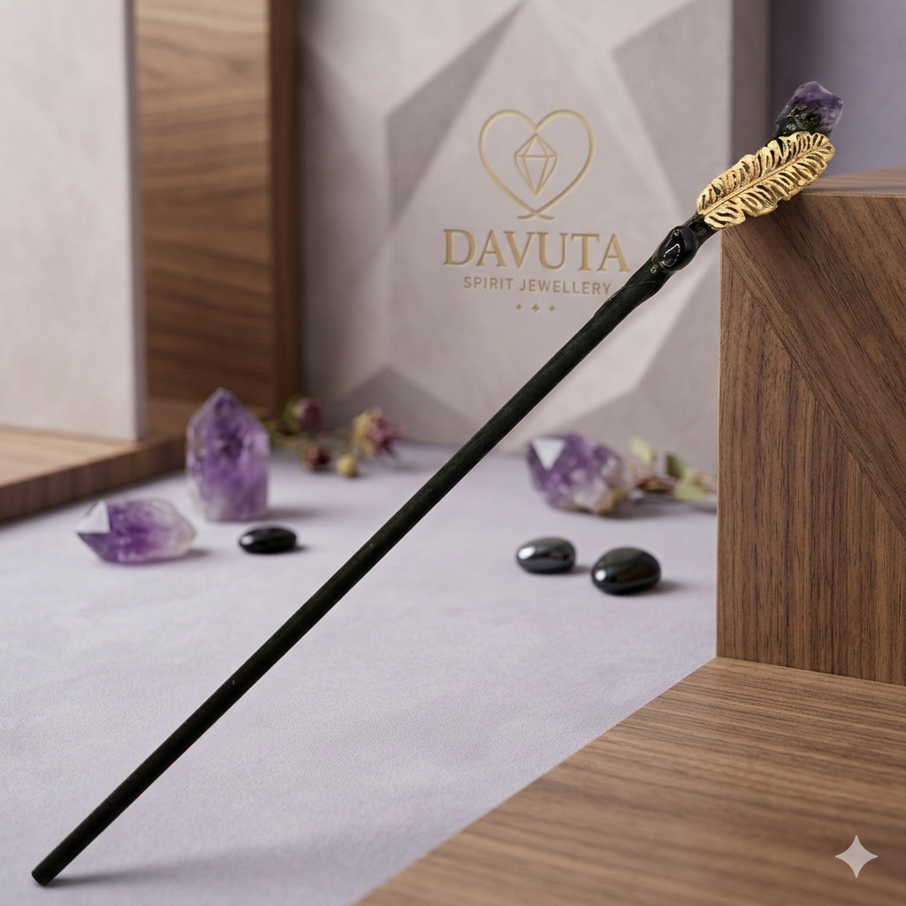 Ritualstab Amethyst mit Feder by DAVUTA