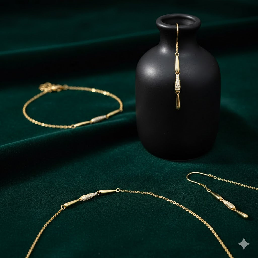 Damen Collier / Goccia Elegante / 935er Silber vergoldet / elegant schlicht / ROMYNOR