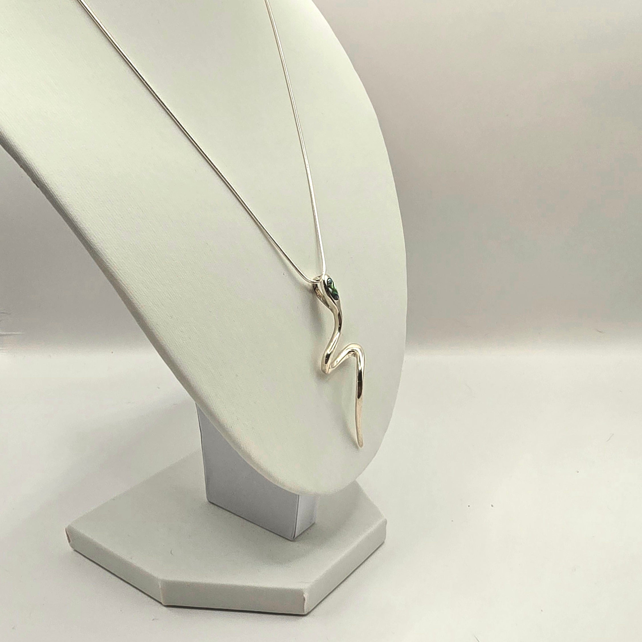 Damen Kette mit Schlange / Serpente d'argento / 925er Silber / Abalone / Statement